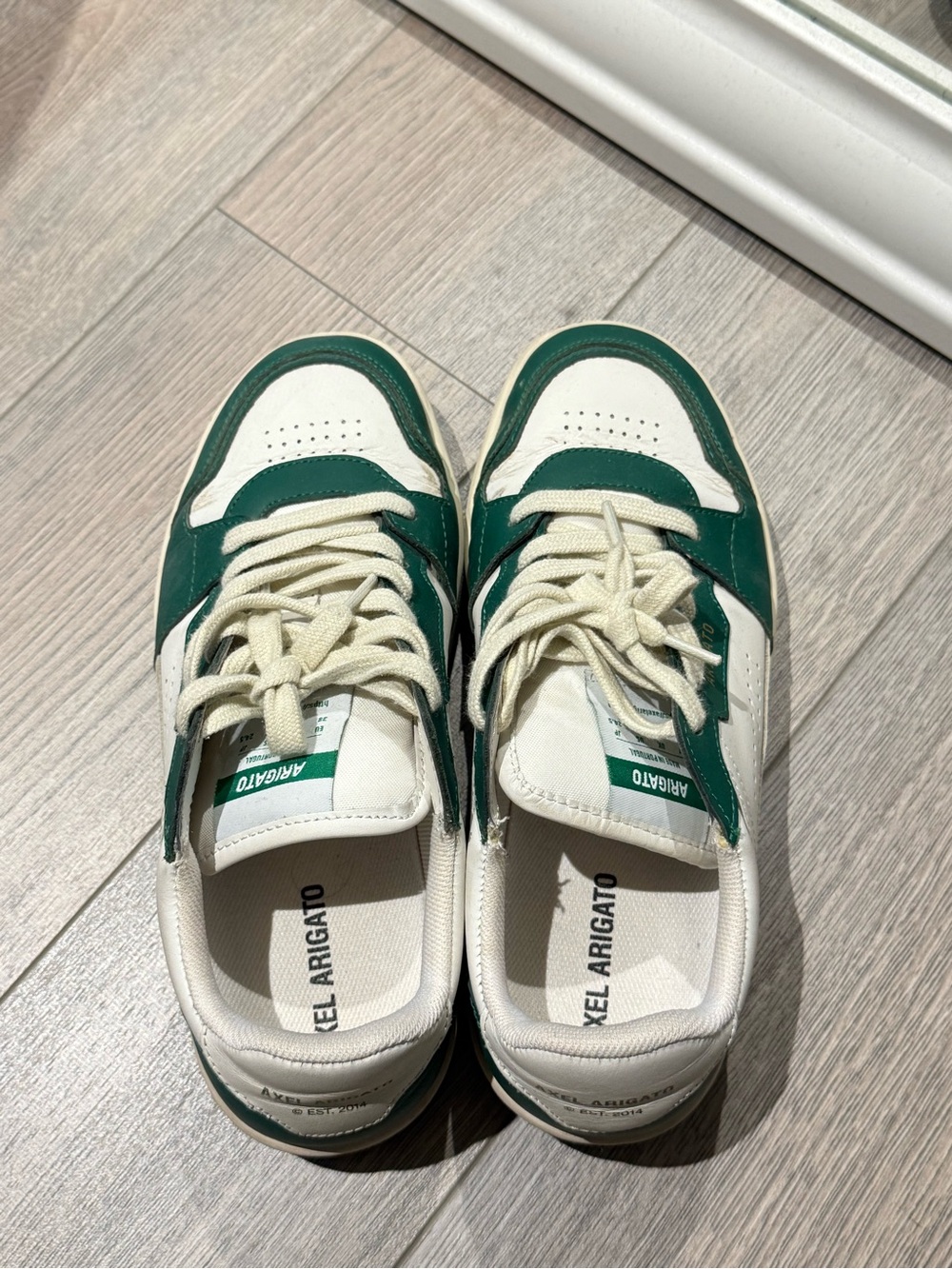 AXEL ARIGATO
White & Green Dice Lo Sneakers